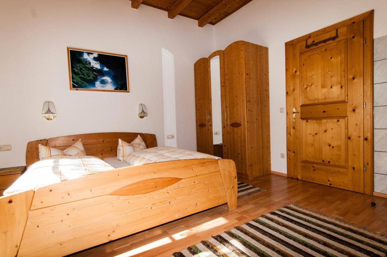 Ferienwohnung Maria Erlsbacher Sankt Veit in Defereggen Phòng bức ảnh